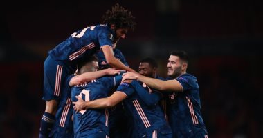4 مواجهات حاسمة فى ربع نهائي الدوري الأوروبي الليلة.. أرسنال أمام مهمة صعبة ضد سلافيا براج التشيكي.. مانشستر يونايتد يستقبل غرناطة في ملعب "أولد ترافورد".. وروما ينتظر صدام قوي مع أياكس بالأولمبيكو 