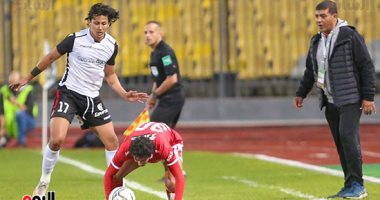 عمرو جمال يستعيد ذكريات جنوب أفريقيا مع موسيمانى بين شوطى نهائى الكأس.. فيديو