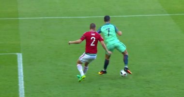 جول مورنينج.. كعب رونالدو يهين دفاع المجر فى يورو 2016