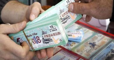 أمريكية تفوز بـ171 ألف دولار قيمة جائزة يناصيب بفضل أضواء شجرة عيد الميلاد