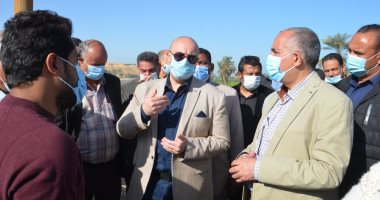 وزير الرى ومحافظ بنى سويف يتفقدان أعمال تأهيل ورفع كفاءة مخر السيل بسنور