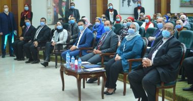 وزيرة التضامن تعلن إطلاق نتائج أول دراسة تحليلية بشأن محددات وتحديات العمل التطوعى.. نيفين القباج: الشباب هم الركيزة الأساسية للحركة التطوعية.. والوزارة حريصة على تمكينهم من المشاركة فى القضايا التنموية