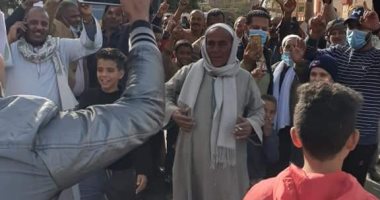 إقبال كثيف من الناخبين فى جولة الإعادة لانتخابات النواب بالإسماعيلية.. صور