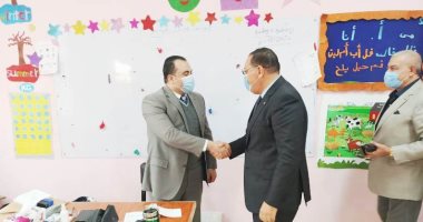 محافظ الشرقية يتفقد لجان بلبيس للاطمئنان على الإجراءات الاحترازية.. صور