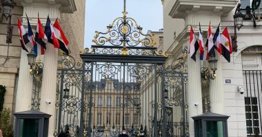 العشرى: البيت المصرى فى فرنسا مكان متكامل لكل ما يحتاجه الطلاب والمغتربين