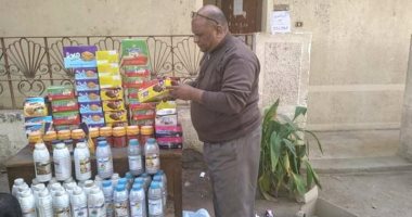 ضبط أقراص دواء ومنتجات غذائية داخل محلات بدون فواتير بالأقصر