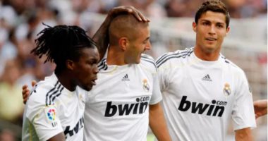 نجم ريال مدريد السابق ترك كرة القدم ليحترف الغناء فتعرض للإفلاس.. صور