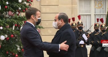 ماكرون يطلب مساعدة مصر لمواجهة التيارات المتطرفة في أوروبا