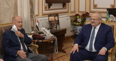 رئيس جامعة القاهرة: مصر تواجه الآن أكبر التحديات نتيجة كثرة العداءات