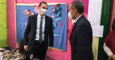 محافظ الغربية يتفقد اللجان الانتخابية بمركزى طنطا وبسيون.. صور
