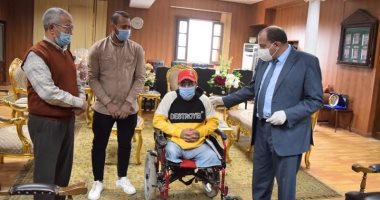 رئيس جامعة بنى سويف يستجيب لطالب من ذوى الهمم بتسكينه بالمدينة الجامعية