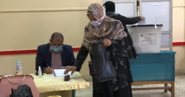 إقبال على لجان انتخابات جولة الإعادة لمجلس النواب فى الغربية.. صور