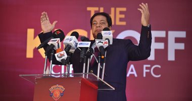 أبو العينين يهنئ سيراميكا كليوباترا بالفوز في مباراته الأولى بالدوري.. ويؤكد على استمرار الدعم للفريق 