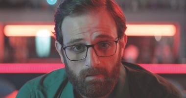 نفاد تذاكر الفيلم اللبناني "عالم التليفزيون" بمهرجان القاهرة السينمائي 