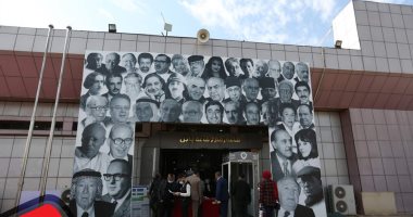 العراق يتحدى كورونا.. الكاظمى يفتتح المعرض الدولى للكتاب فى بغداد.. ألبوم صور