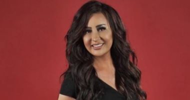 لطيفة تشارك جمهورها صورًا جديدة من كواليس تصوير كليب "خليني"