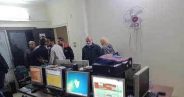 حى الدقى يرفع 355 إشغالا ويغلق سنتر تعليمى وكافيهات مخالفة.. صور