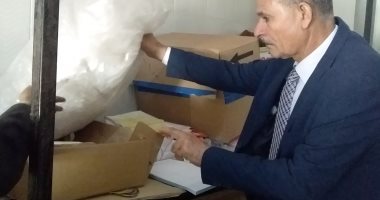 ضبط 2090 صنف أدوية بمخزن بدون ترخيص فى حملة تموينية بقنا