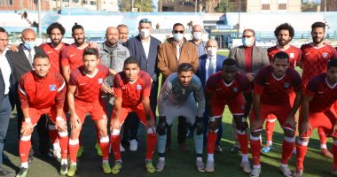 محافظ الدقهلية يتفقد الأنشطة الرياضية بنادى دكرنس .. صور