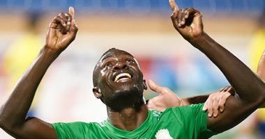 الإصابة بكورونا تؤجل عودة إيمانويل أوكوى للاتحاد السكندرى