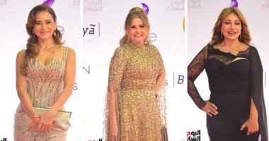 يسرا وليلى علوى ونيللى كريم وسمية الخشاب في ختام القاهرة السينمائى.. رانيا يوسف وريهام عبد الغفور يرقصان على السجادة الحمراء.. الفساتين السوداء شعار نجمات الفن.. و"بوسة" من الفيشاوى لزوجته أمام المصورين