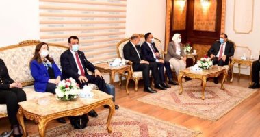 وزيرة الصحة تبحث مع نظيرها العراقى آفاق التعاون المشترك