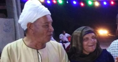 أبناء عائلة "رفيقا الحياة والممات بالقناطر الخيرية" يكشفون تفاصيل علاقتهما.. أقارب الزوجين الراحلين فى ساعة واحدة: كانا كروح واحدة سكنت جسدين.. وتواعدا على البقاء والرحيل معا.. وتعلمنا منهما الوفاء..فيديو وصور