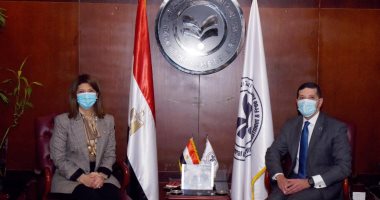 رئيس هيئة الاستثمار يعلن الجاهزية لتدريب الكوادر العراقية فى مصر