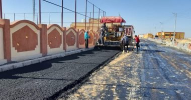 محافظ مطروح يتابع التجهيزات النهائية للمشروعات المخططة بقرية زاوية العوامة