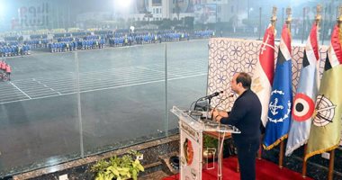 الرئيس السيسى يشيد بالقدرات والكفاءة العالية لطلبة الكلية الحربية