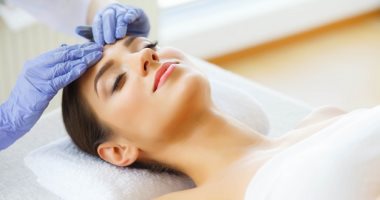 أبرز تريندات الجمال فى 2021.. بشرة مناسبة لمكالمات الفيديو وطرق تجميل تقليدية