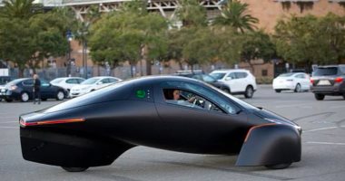 شركة أمريكية تكشف عن سيارة كهربائية خارقة لا تحتاج لشحنها مطلقا.. التفاصيل