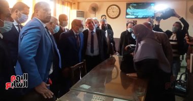 وزير العدل يستمع لمطالب محامى بورسعيد ويقرر مكافأة لأول من يستخدم التكنولوجيا