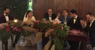 أول صورة من عقد قران ابنة المخرج مجدى أحمد على ويعلق: عقبال أحبابكم جميعاً