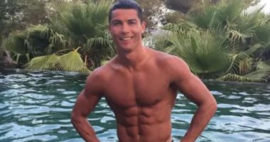 الإمارات تخصص سيارة تحمل لوحة معدنية باسم CR7 لرونالدو.. ولقاء مرتقب مع الخطيب