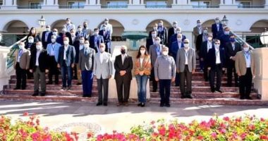 رئيس جامعة أسوان يشارك بورشة عمل هيئة فولبرايت بالغردقة