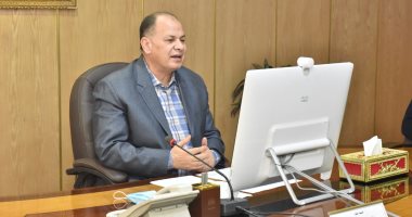 محافظ أسيوط يشارك فى اجتماع وزيرا التنمية المحلية والصحة 