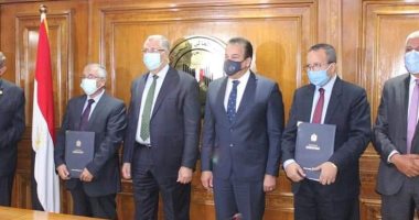 وزيرا التعليم العالى والزراعة يشهدان توقيع مذكرة تفاهم لإنشاء مركز تميز أفريقى للاستزراع السمكى
