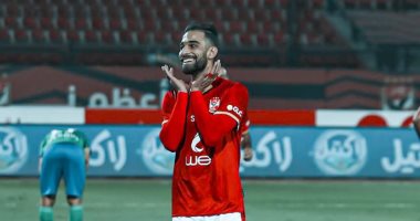 عمرو السولية "مايسترو" وسط الأهلي وصائد البطولات