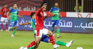 محمد شريف يقضى على ظاهرة مروان محسن في الأهلي