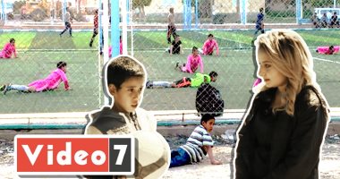 طفل المقاصة الشهير يكشف حكاية أغرب من الخيال: بقالى سنة بتمرن خلف السور