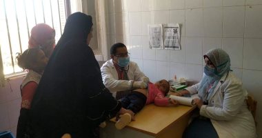 صحة الوادى الجديد تدشن قافلة طبية مجانية لأهالى قرية الزيات ببلاط