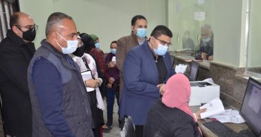نائب محافظ بنى سويف يتفقد التشغيل التجريبى للمركز التكنولوجى