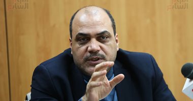محمد الباز فى ندوة بـ اليوم السابع: "محمد مرسى عاش مخبرا ومات جاسوسا"..  الرئيس السيسى أكثر رؤساء مصر جدية فى التعامل ضد الجماعة.. عمرو موسى "سيزيف" السياسة المصرية.. والبرادعى طلب "حكم مصر" مكافأة نهاية الخدمة