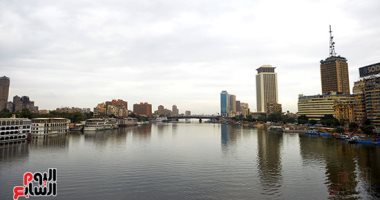 القاهرة الكبرى تستيقظ على الأمطار.. الأرصاد: أمطار على كافة الأنحاء غزيرة على دمياط وبورسعيد وكفر الشيخ والدقهلية.. وتتوقع: فرصها تنحسر غدا وتقل على العاصمة والشبورة كثيفة.. ونصائح بالابتعاد عن أعمدة الكهرباء