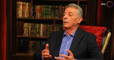 محمود حميدة: لو اشتقت لشخص أستحضره فى ذهنى حتى الأموات.. صور