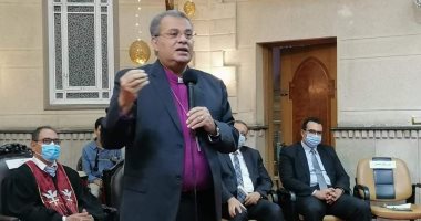 رئيس الإنجيلية ينصب القس سمير يونان راعيا جديدا لكنيسة الفيوم .. صور 