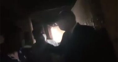 خفافيش تفاجئ محافظ قنا أثناء تفقده مستشفى حجازة التكاملى.. فيديو