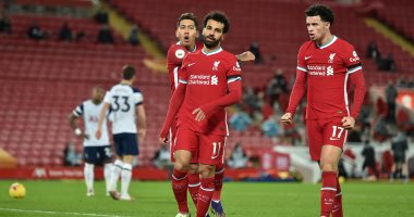 إكسبريس: محمد صلاح يرفض تمديد عقده مع ليفربول
