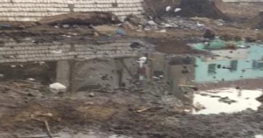 استجابة لسيبها علينا.. رئيس مدينة بنى مزار يوجه بحل مشكلة المياه الجوفية
